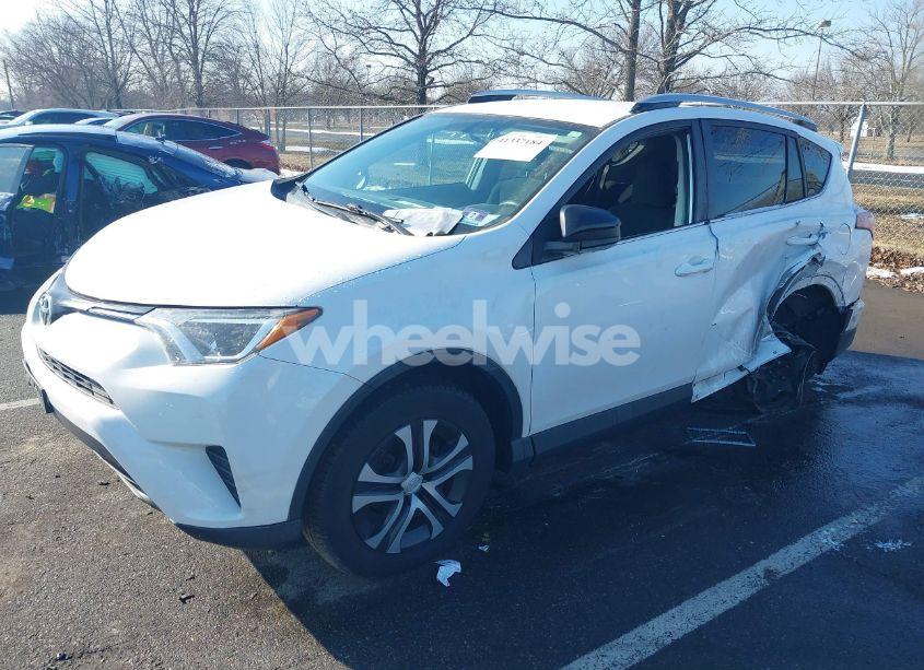 Photo 2 of 2016 Toyota Rav4 LE (VIN 2T3BFREV7GW450735)