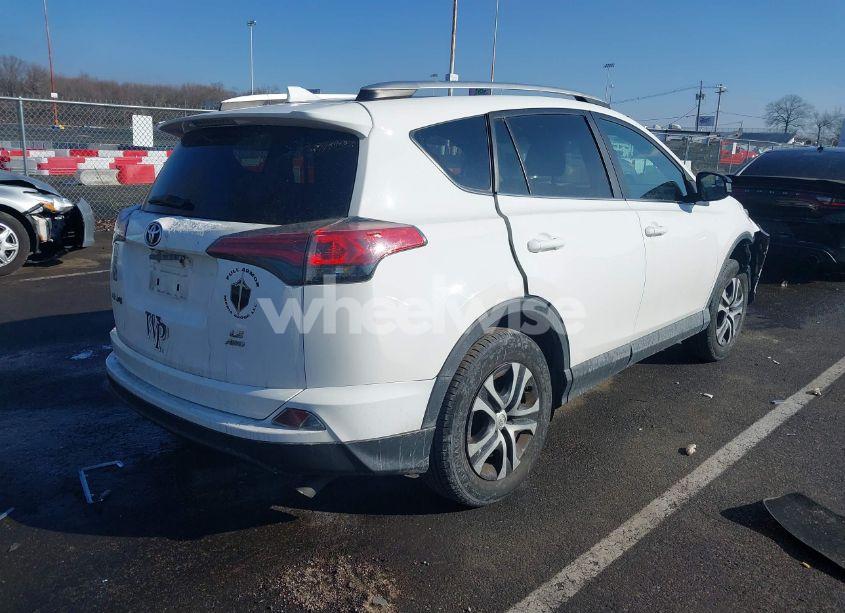 Photo 4 of 2016 Toyota Rav4 LE (VIN 2T3BFREV7GW450735)