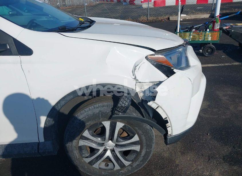 Photo 6 of 2016 Toyota Rav4 LE (VIN 2T3BFREV7GW450735)