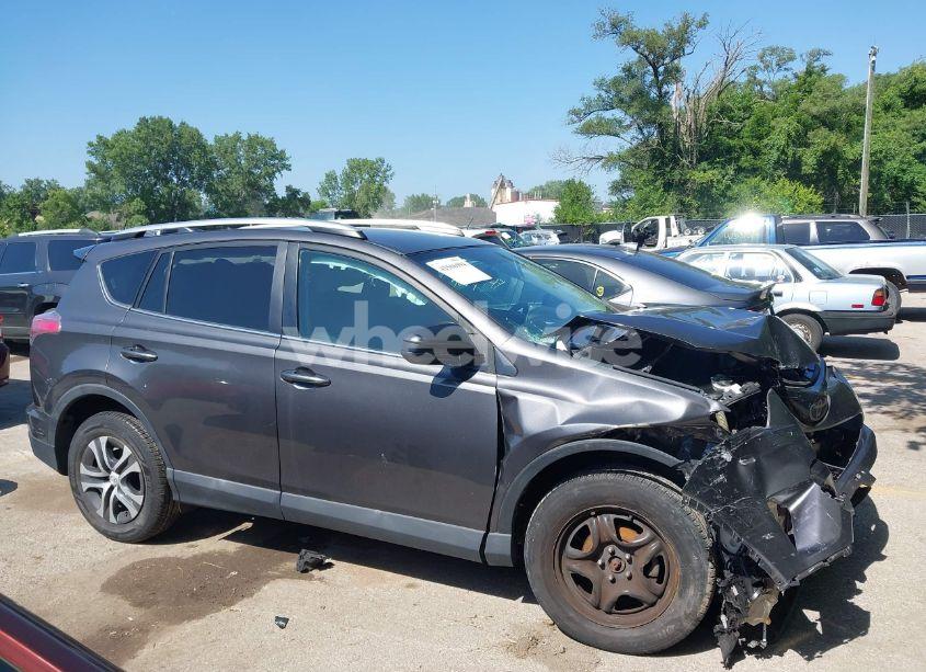 Photo 12 of 2016 Toyota Rav4 LE (VIN 2T3BFREV7GW453859)