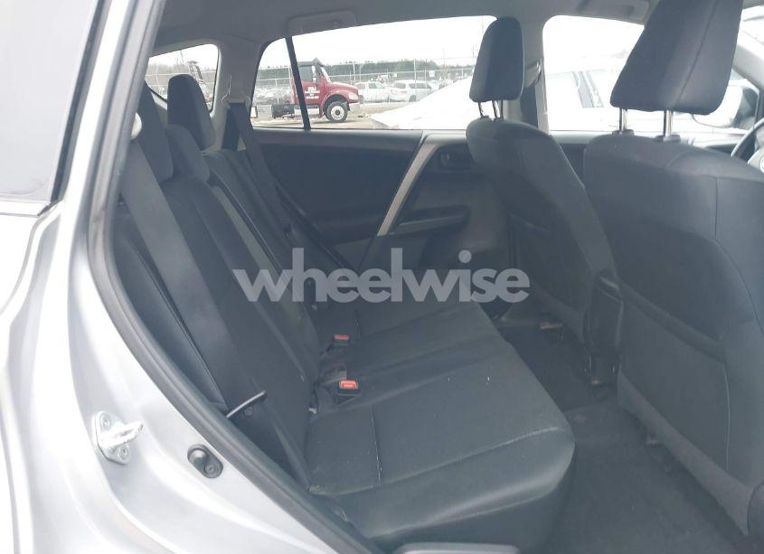 Photo 8 of 2016 Toyota Rav4 LE (VIN 2T3BFREV7GW508908)