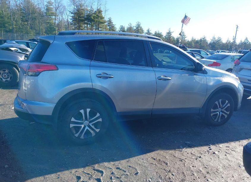 Photo 14 of 2016 Toyota Rav4 LE (VIN 2T3BFREV7GW538748)