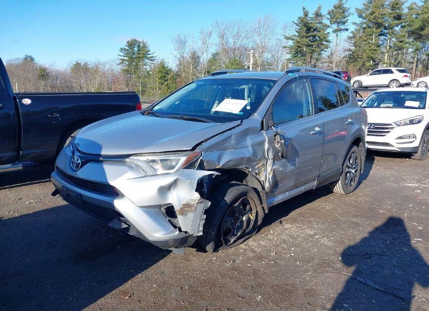 Photo 6 of 2016 Toyota Rav4 LE (VIN 2T3BFREV7GW538748)