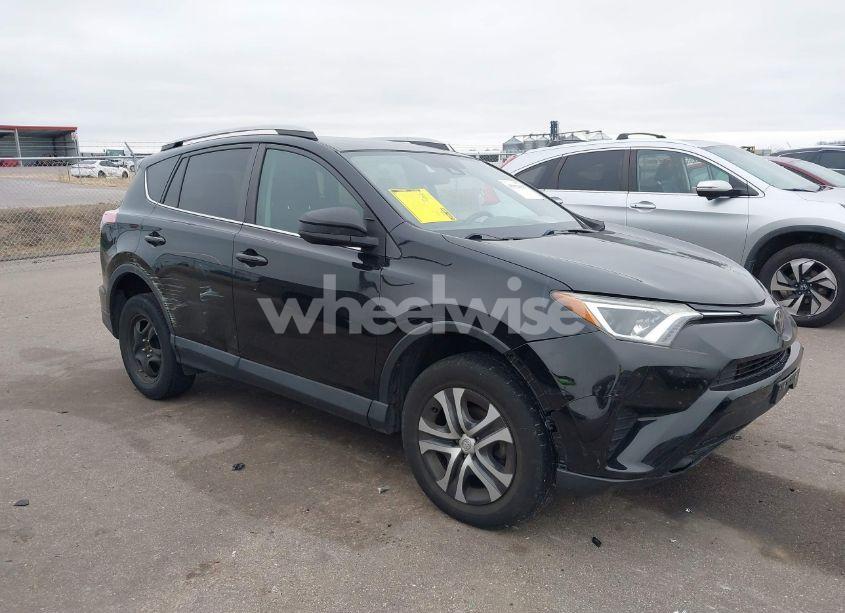 2017 Toyota Rav4 LE (VIN 2T3BFREV7HW616821) main photo