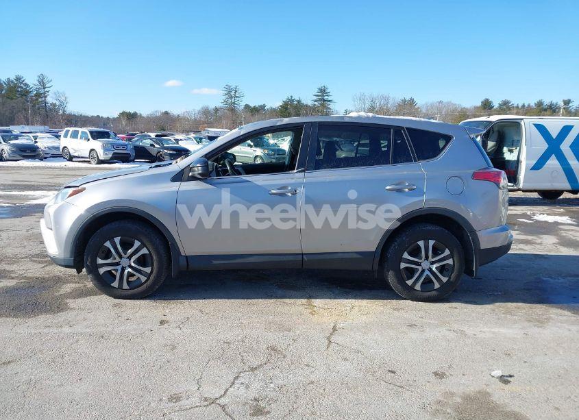 Photo 14 of 2018 Toyota Rav4 LE (VIN 2T3BFREV7JW728587)