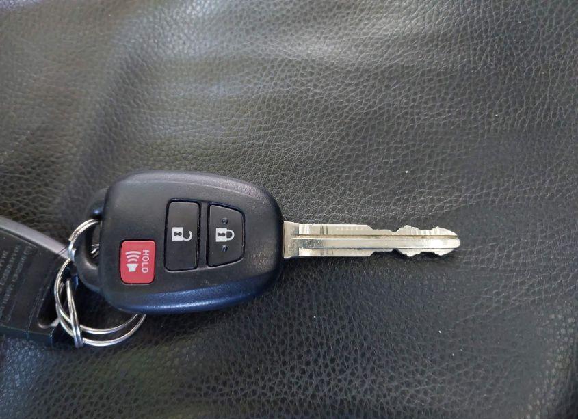 Photo 11 of 2018 Toyota Rav4 LE (VIN 2T3BFREV7JW790071)