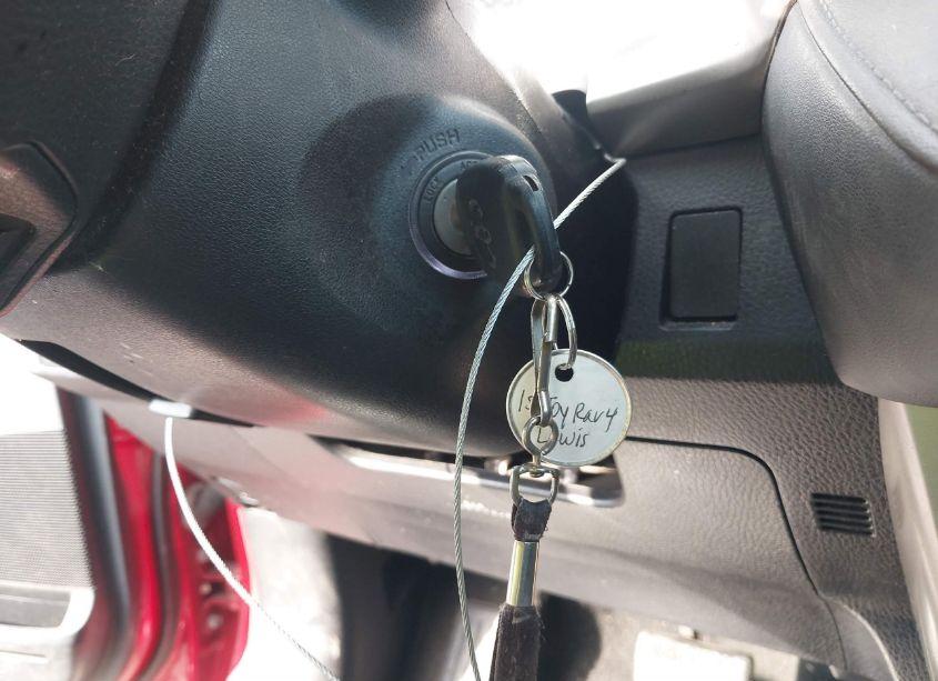 Photo 11 of 2015 Toyota Rav4 LE (VIN 2T3BFREV8FW266399)