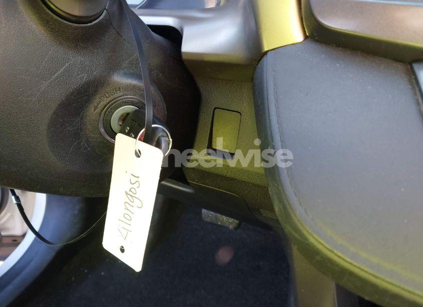 Photo 11 of 2015 Toyota Rav4 LE (VIN 2T3BFREV8FW305542)