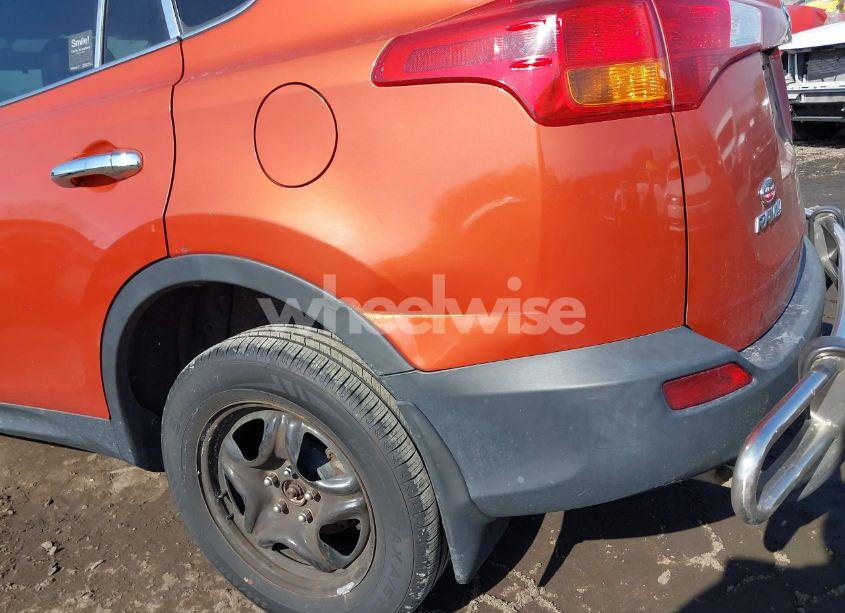 Photo 6 of 2015 Toyota Rav4 LE (VIN 2T3BFREV8FW355812)