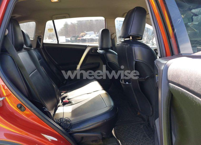 Photo 8 of 2015 Toyota Rav4 LE (VIN 2T3BFREV8FW355812)