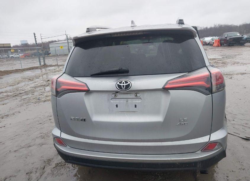 Photo 16 of 2016 Toyota Rav4 LE (VIN 2T3BFREV8GW463073)