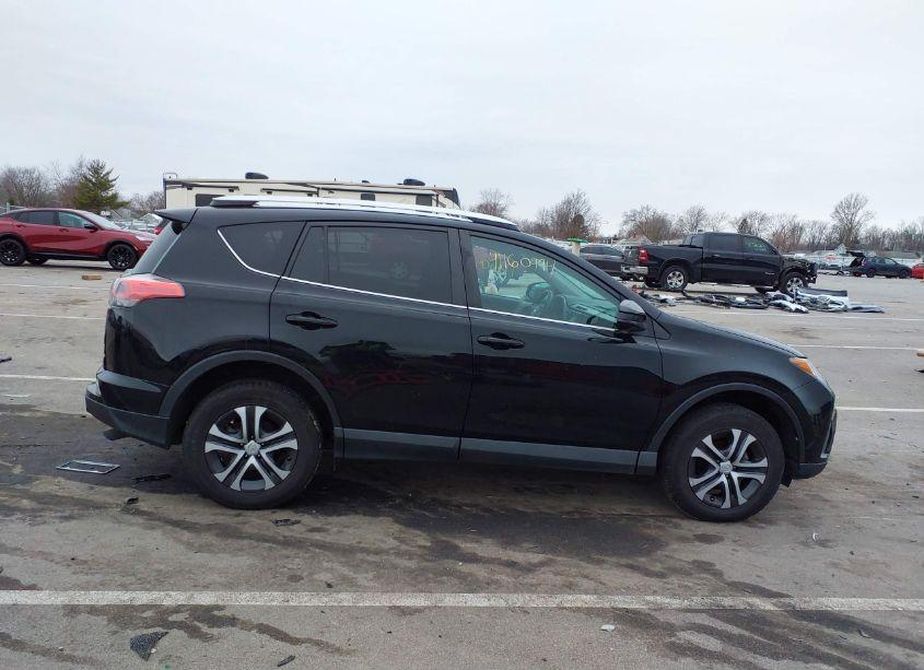 Photo 13 of 2016 Toyota Rav4 LE (VIN 2T3BFREV8GW470296)