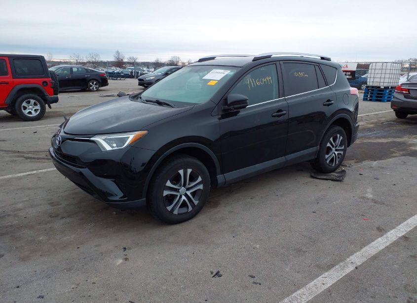 Photo 2 of 2016 Toyota Rav4 LE (VIN 2T3BFREV8GW470296)