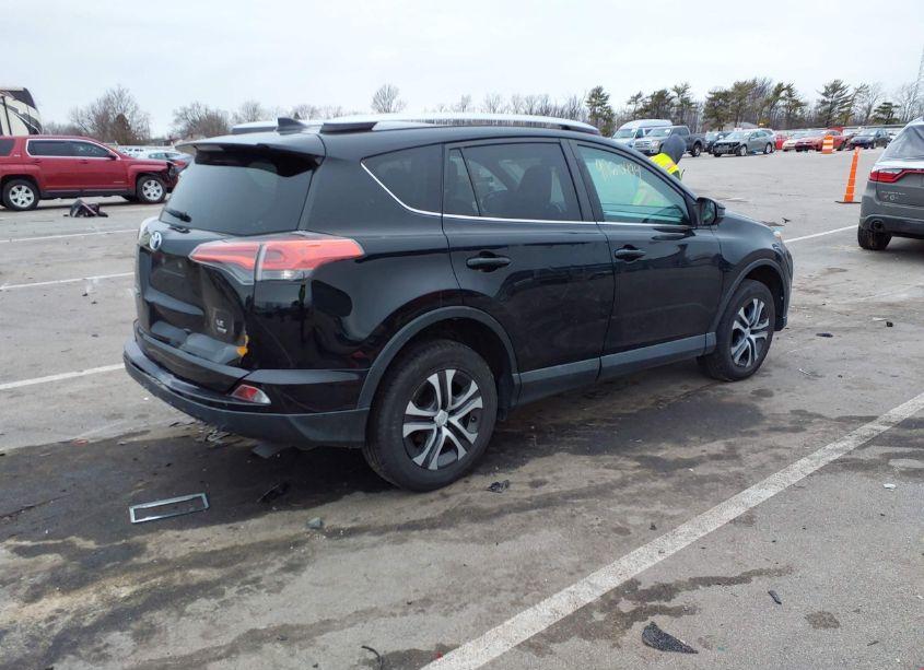 Photo 4 of 2016 Toyota Rav4 LE (VIN 2T3BFREV8GW470296)