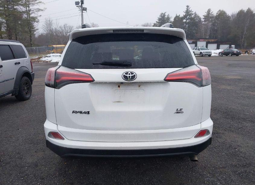 Photo 16 of 2016 Toyota Rav4 LE (VIN 2T3BFREV8GW492928)