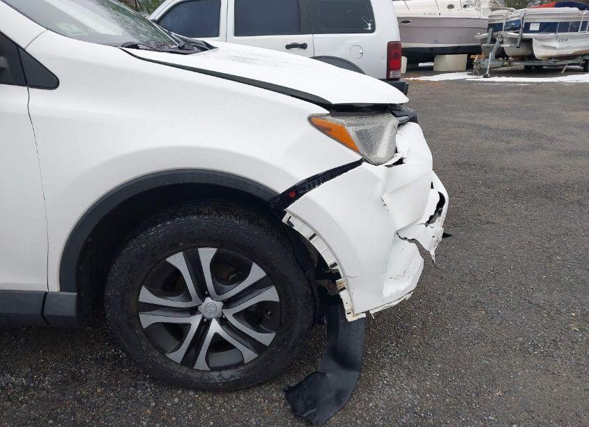 Photo 17 of 2016 Toyota Rav4 LE (VIN 2T3BFREV8GW492928)