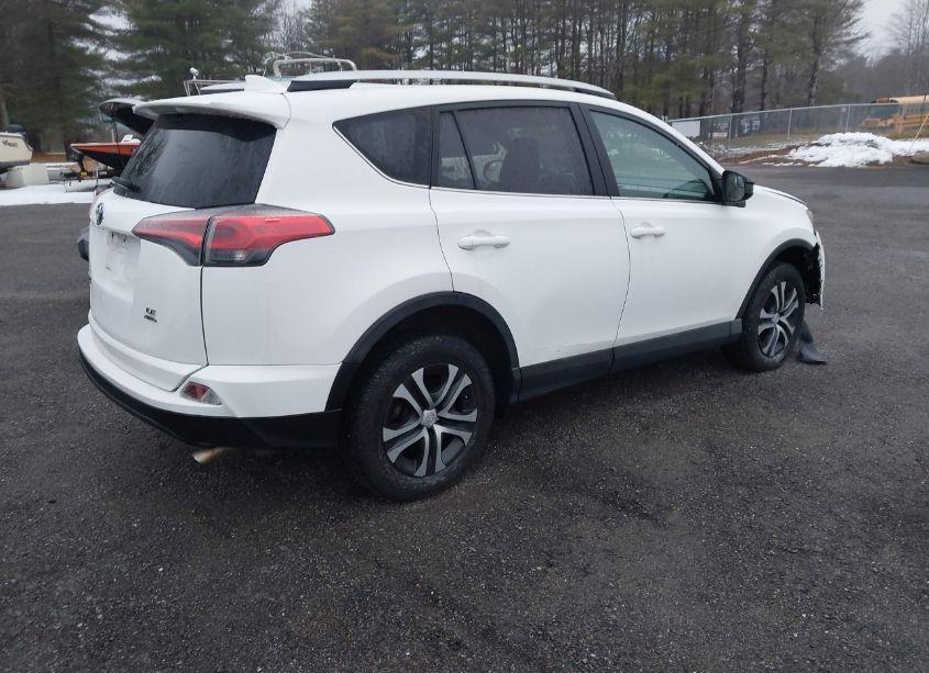 Photo 4 of 2016 Toyota Rav4 LE (VIN 2T3BFREV8GW492928)