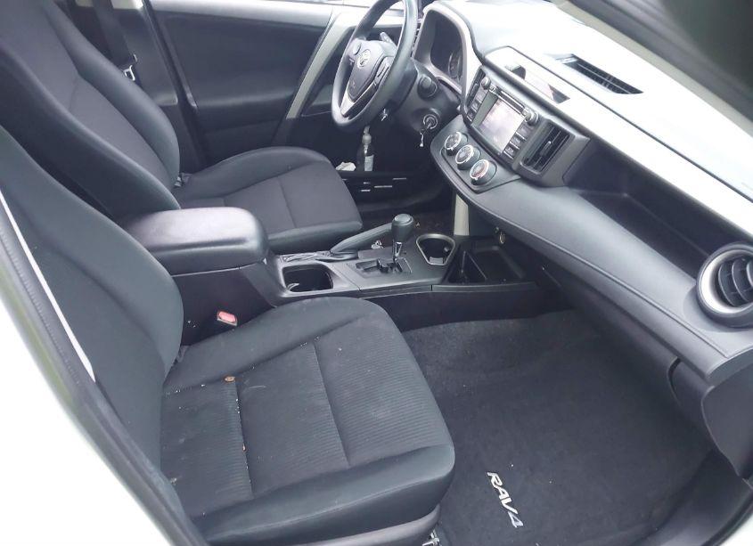 Photo 5 of 2016 Toyota Rav4 LE (VIN 2T3BFREV8GW492928)