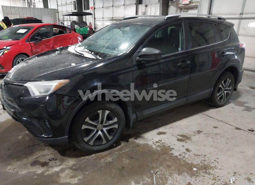 Photo 2 of 2016 Toyota Rav4 LE (VIN 2T3BFREV8GW512966)
