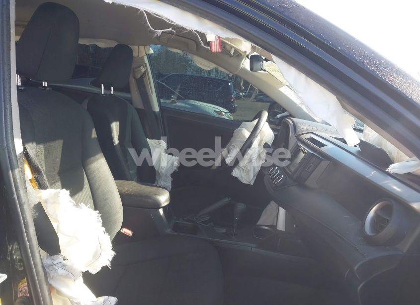 Photo 5 of 2017 Toyota Rav4 LE (VIN 2T3BFREV8HW671360)