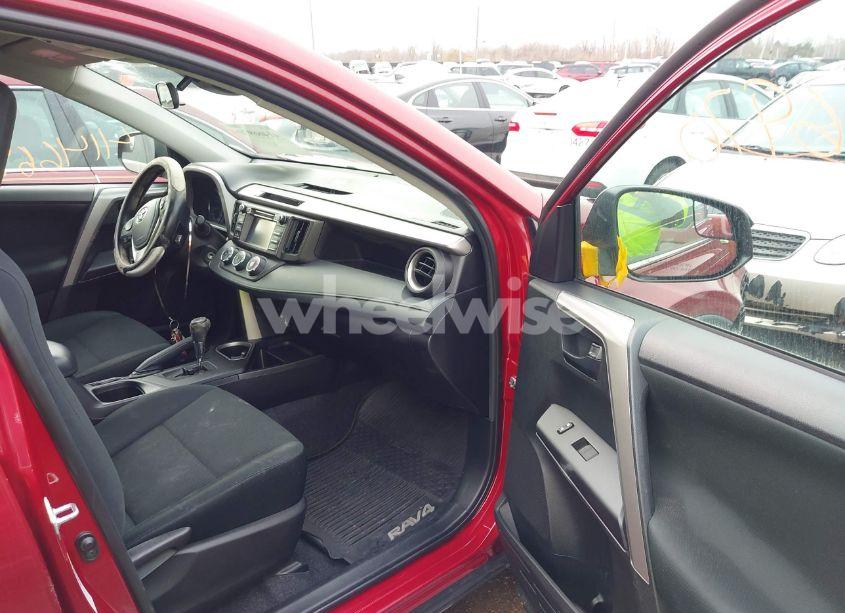 Photo 5 of 2018 Toyota Rav4 LE (VIN 2T3BFREV8JW736682)