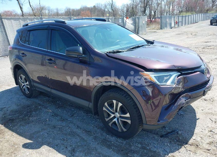2018 Toyota Rav4 LE (VIN 2T3BFREV8JW836491) main photo
