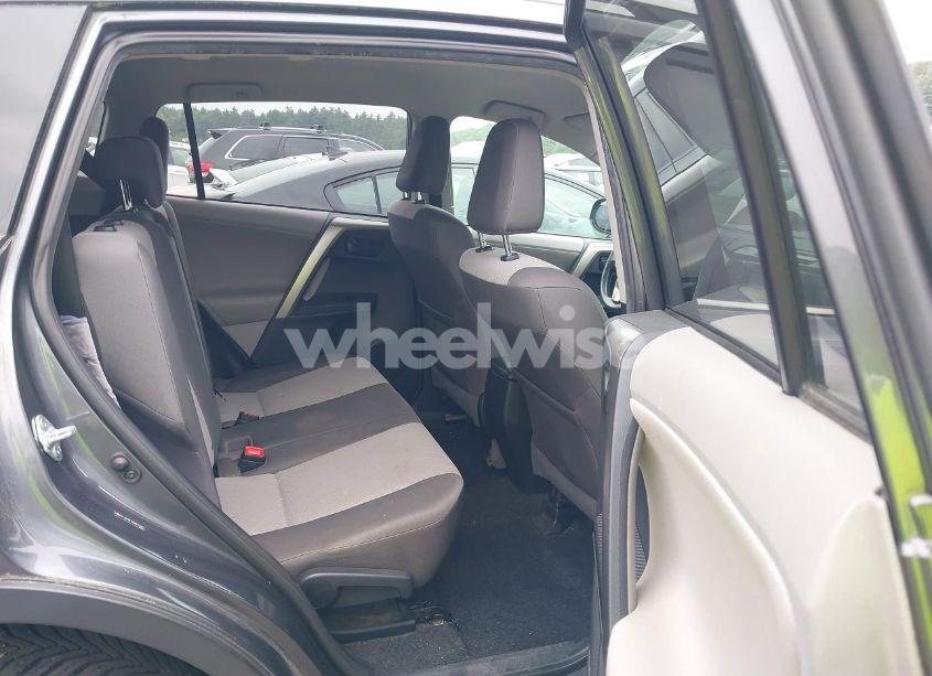 Photo 8 of 2013 Toyota Rav4 LE (VIN 2T3BFREV9DW023973)