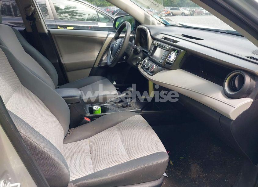 Photo 5 of 2013 Toyota Rav4 LE (VIN 2T3BFREV9DW062515)