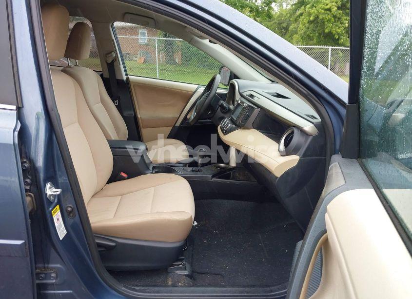 Photo 5 of 2013 Toyota Rav4 LE (VIN 2T3BFREV9DW109784)