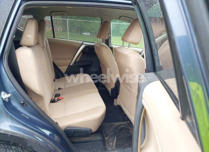 Photo 8 of 2013 Toyota Rav4 LE (VIN 2T3BFREV9DW109784)