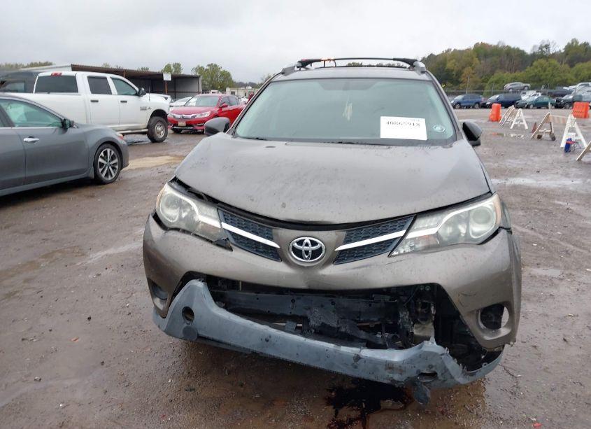 Photo 12 of 2014 Toyota Rav4 LE (VIN 2T3BFREV9EW140339)