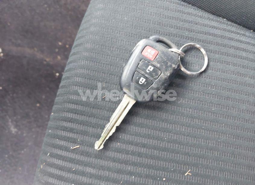 Photo 11 of 2014 Toyota Rav4 LE (VIN 2T3BFREV9EW163636)