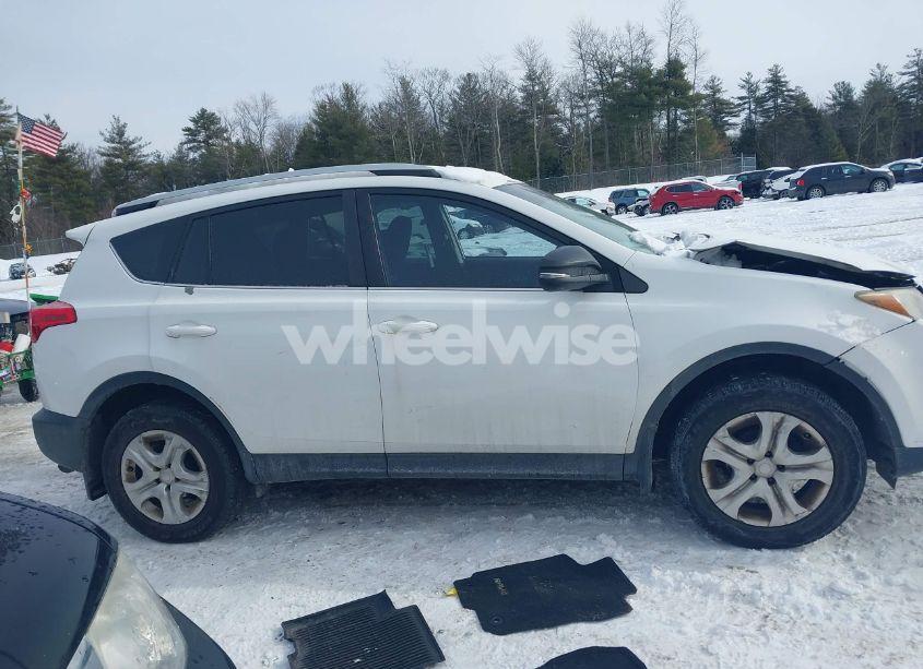Photo 13 of 2014 Toyota Rav4 LE (VIN 2T3BFREV9EW163636)