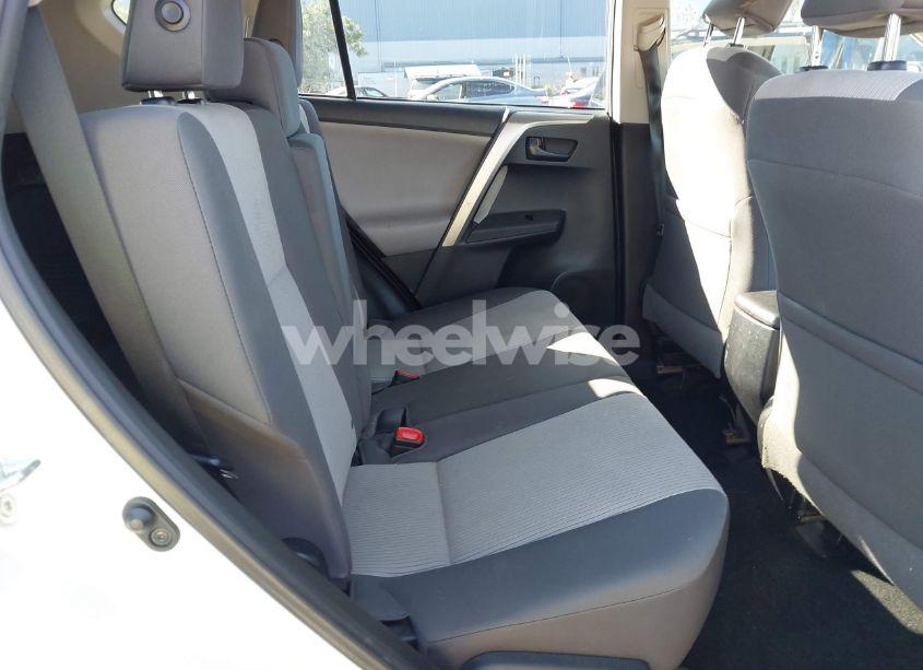 Photo 8 of 2014 Toyota Rav4 LE (VIN 2T3BFREV9EW217923)