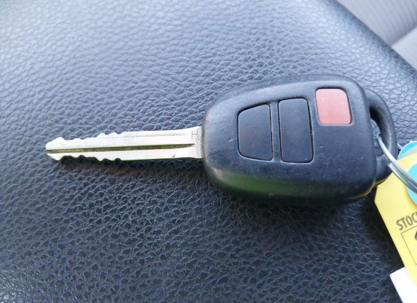 Photo 11 of 2015 Toyota Rav4 LE (VIN 2T3BFREV9FW250504)