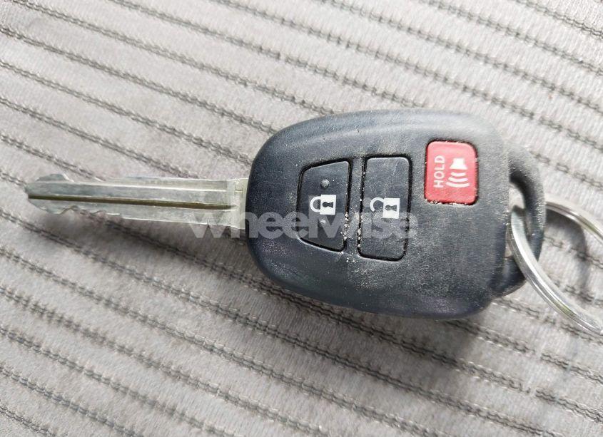 Photo 11 of 2015 Toyota Rav4 LE (VIN 2T3BFREV9FW255198)