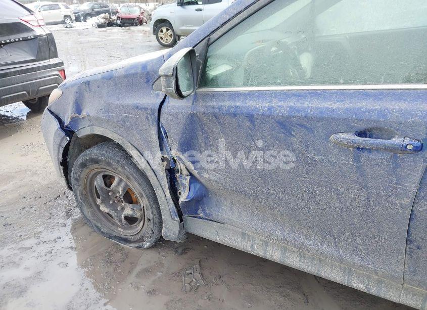 Photo 6 of 2015 Toyota Rav4 LE (VIN 2T3BFREV9FW255198)