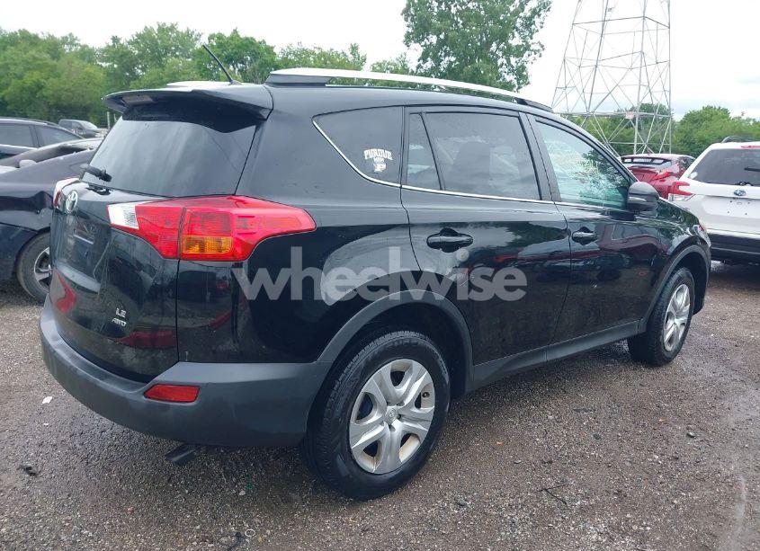 Photo 4 of 2015 Toyota Rav4 LE (VIN 2T3BFREV9FW406685)