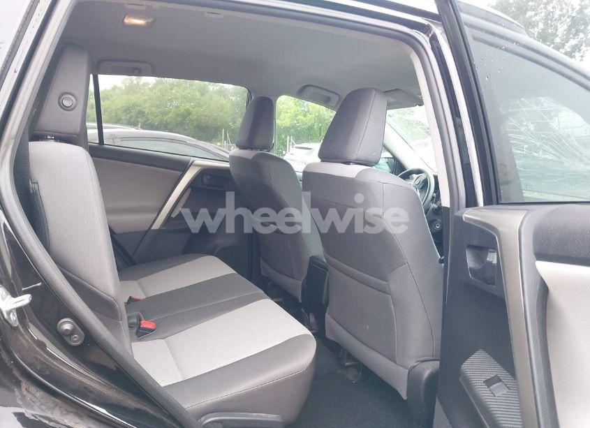 Photo 8 of 2015 Toyota Rav4 LE (VIN 2T3BFREV9FW406685)