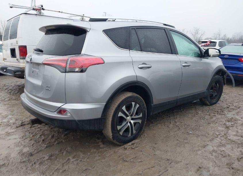 Photo 4 of 2016 Toyota Rav4 LE (VIN 2T3BFREV9GW411550)