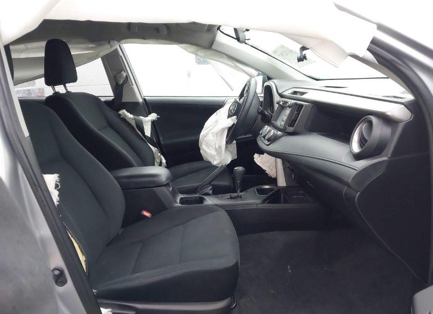 Photo 5 of 2016 Toyota Rav4 LE (VIN 2T3BFREV9GW411550)