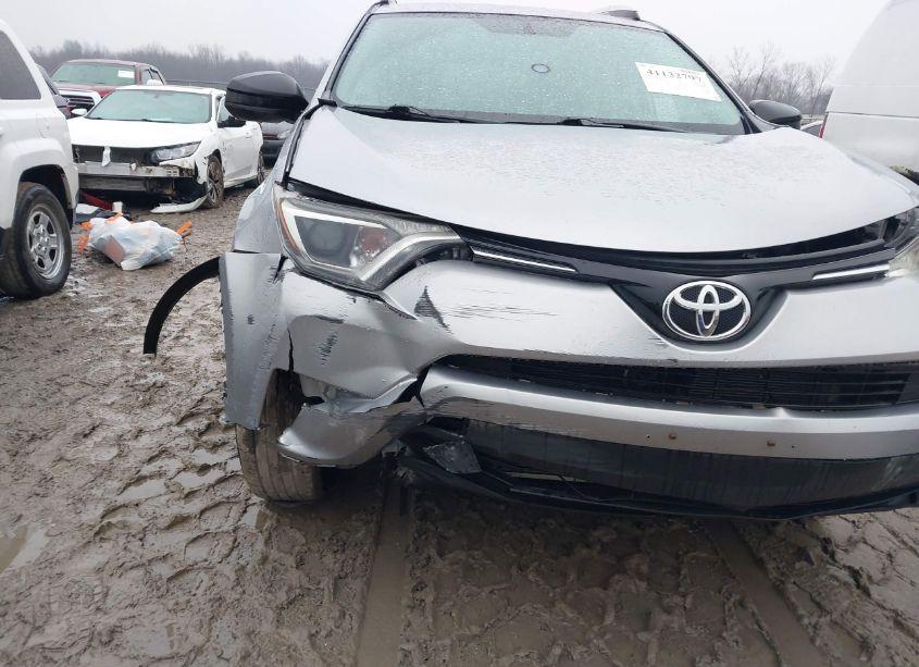 Photo 6 of 2016 Toyota Rav4 LE (VIN 2T3BFREV9GW411550)