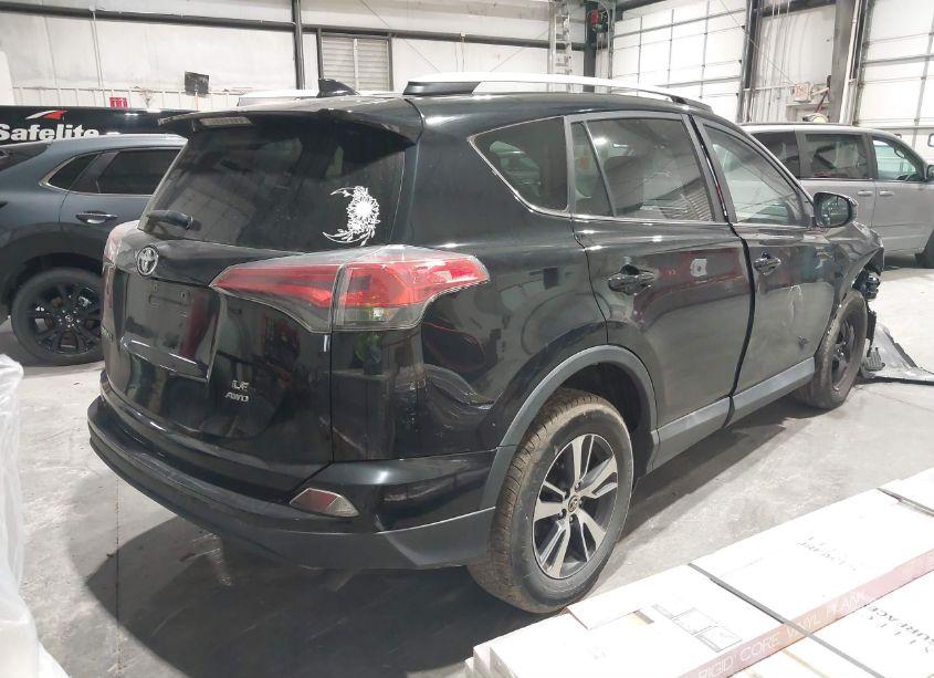 Photo 4 of 2016 Toyota Rav4 LE (VIN 2T3BFREV9GW457122)