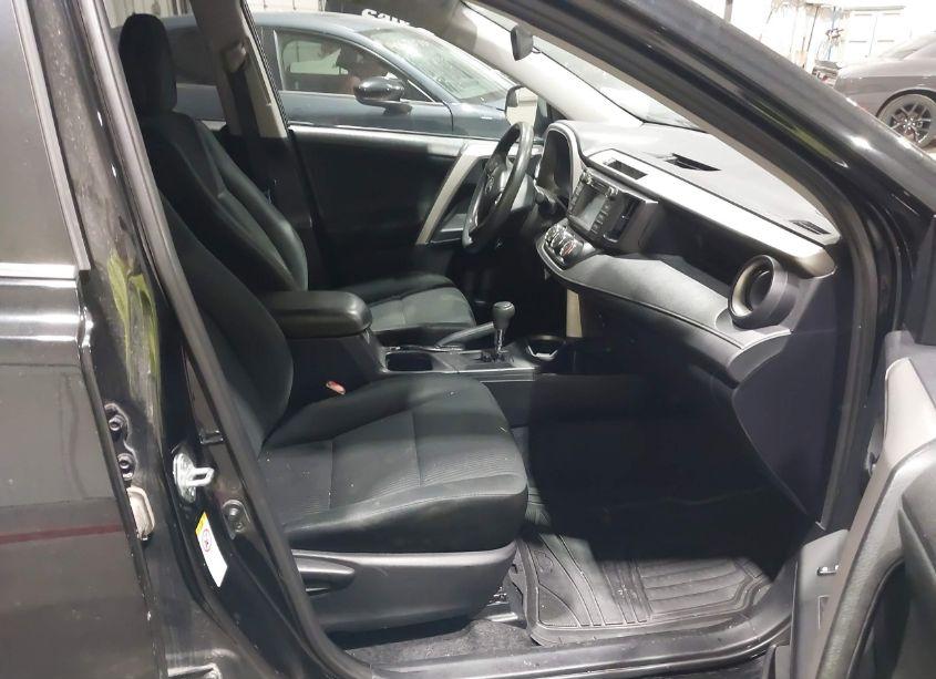 Photo 5 of 2016 Toyota Rav4 LE (VIN 2T3BFREV9GW457122)