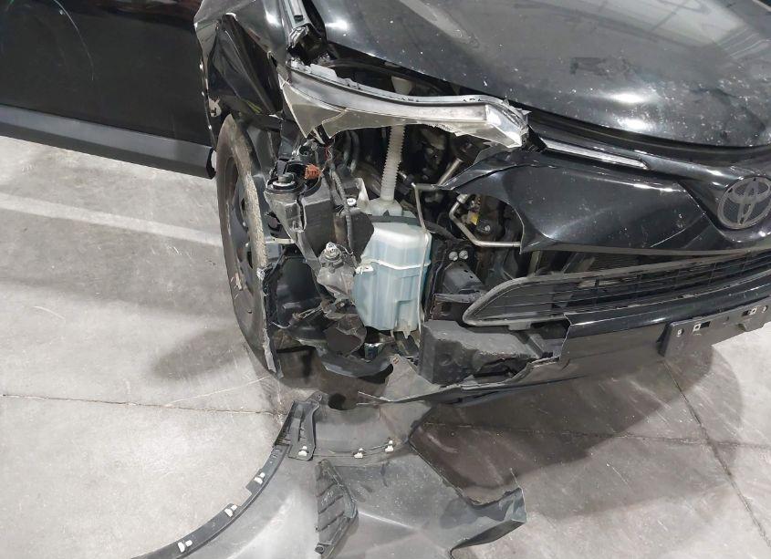 Photo 6 of 2016 Toyota Rav4 LE (VIN 2T3BFREV9GW457122)