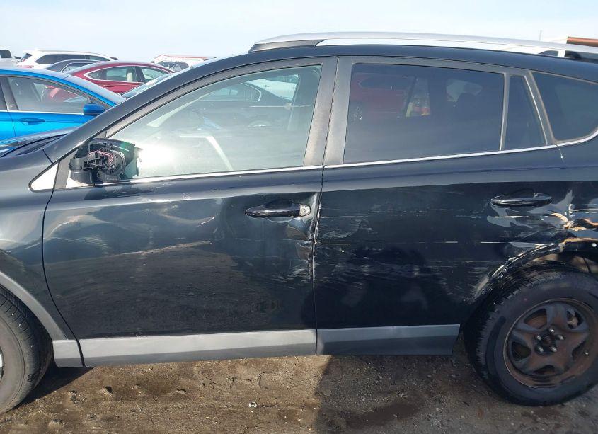 Photo 14 of 2016 Toyota Rav4 LE (VIN 2T3BFREV9GW457265)