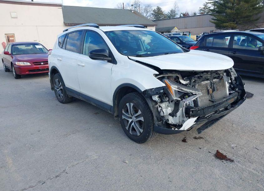 2016 Toyota Rav4 LE (VIN 2T3BFREV9GW462580) main photo