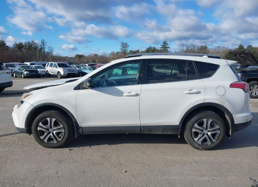 Photo 14 of 2016 Toyota Rav4 LE (VIN 2T3BFREV9GW462580)