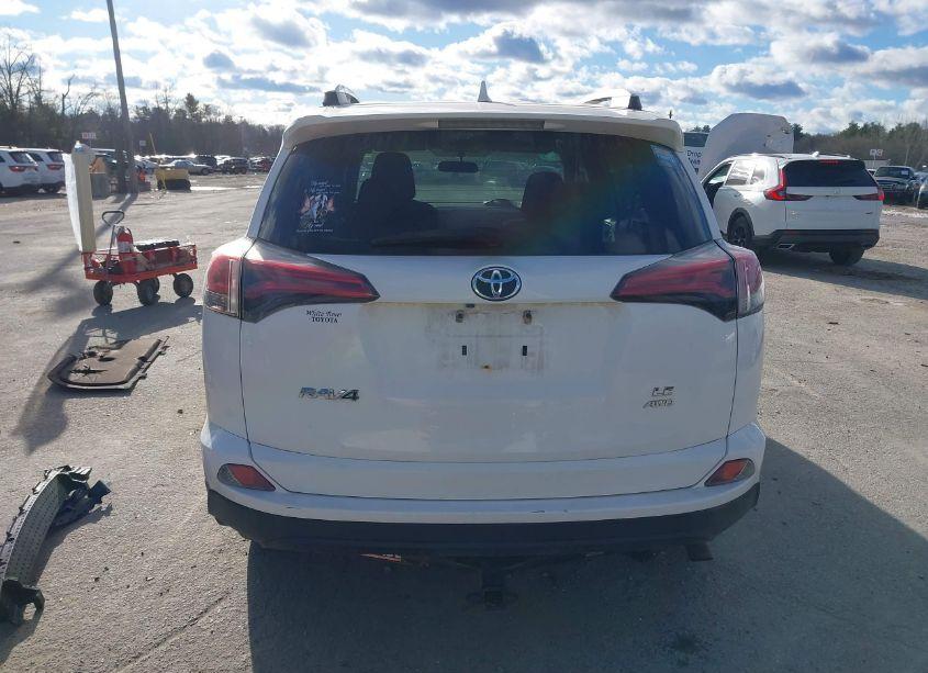 Photo 16 of 2016 Toyota Rav4 LE (VIN 2T3BFREV9GW462580)