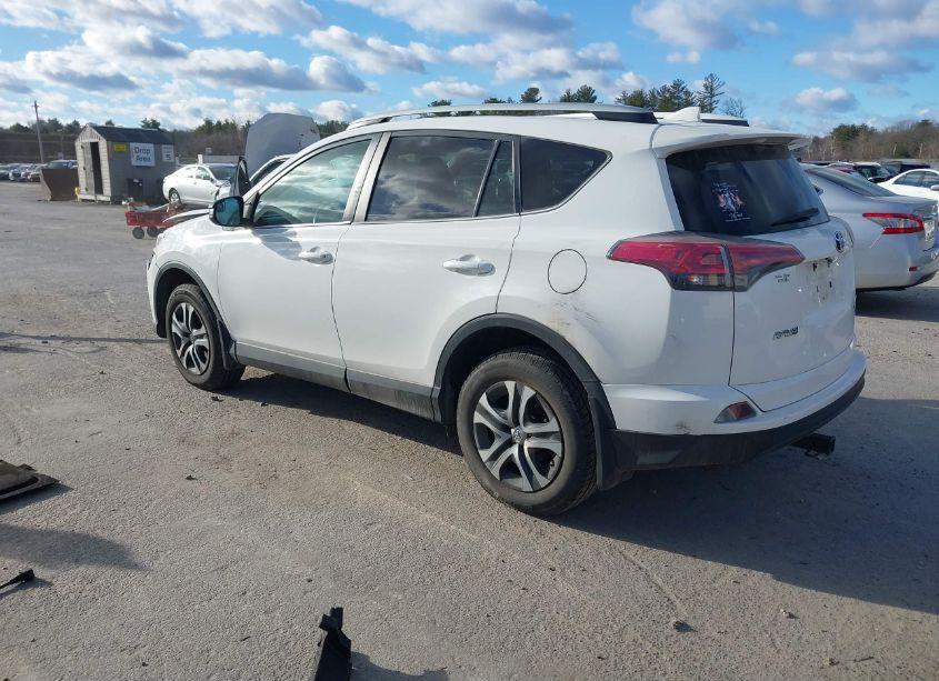 Photo 3 of 2016 Toyota Rav4 LE (VIN 2T3BFREV9GW462580)